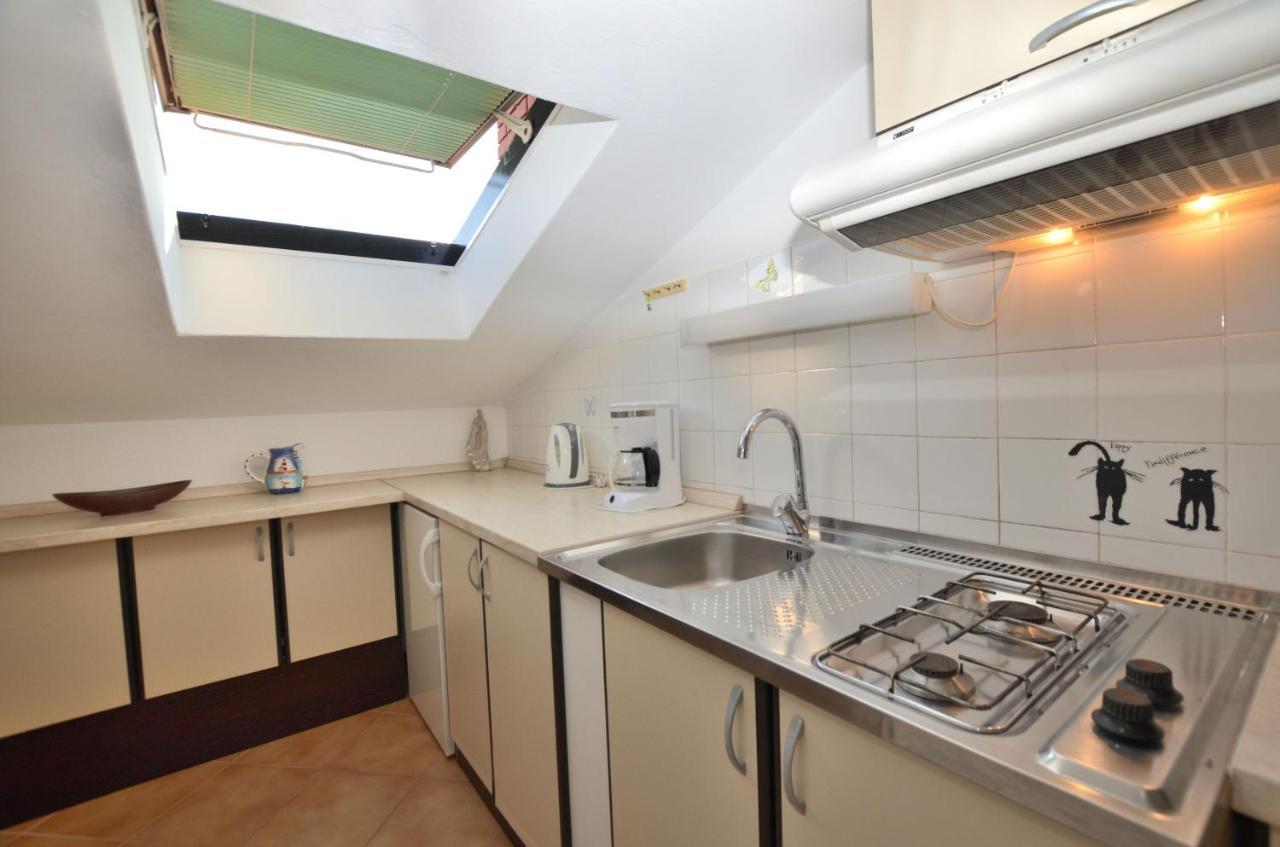 Apartments Ljiljana Новиград Екстериор снимка